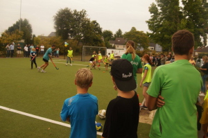 Het kunstgras voetbalveld aan het Kerkpad in Reek